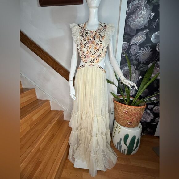 Mac Duggal 35106 Floral Embroidered Tiered Cutout Maxi Dress / size 12 - Picture 6 of 9